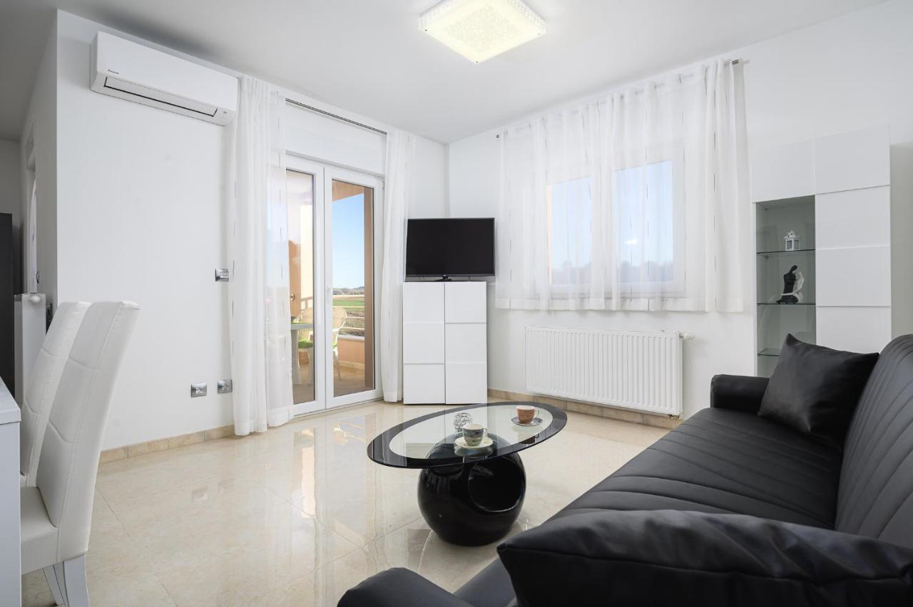 Stancija Amorozo 5 Poreč Kültér fotó