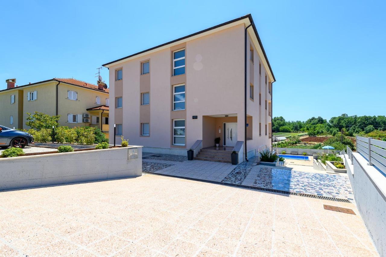 Stancija Amorozo 5 Poreč Kültér fotó